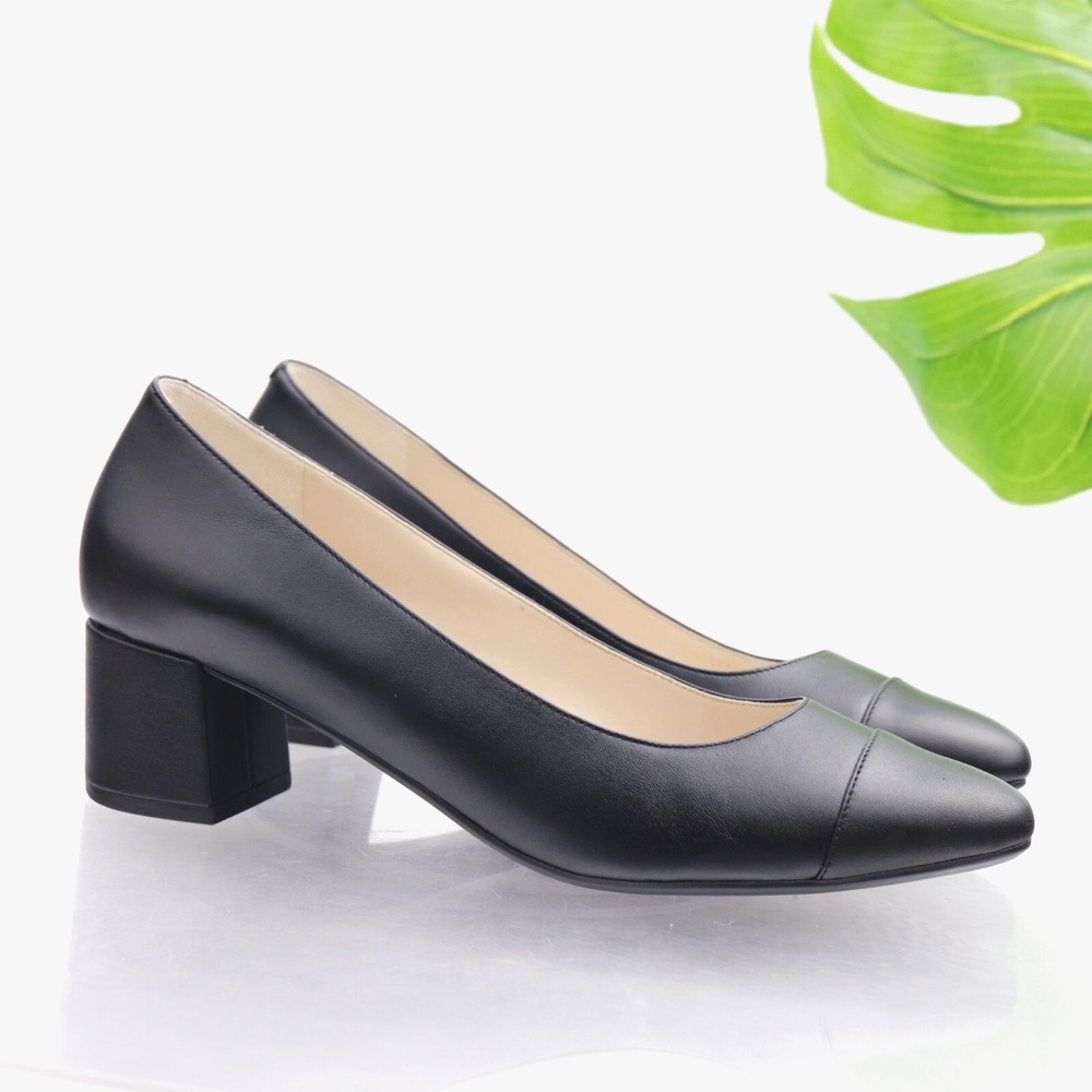 Cole Haan Shoes Womens Go To Pump Size 8 Black Leather Low Block Heel Waterproof
